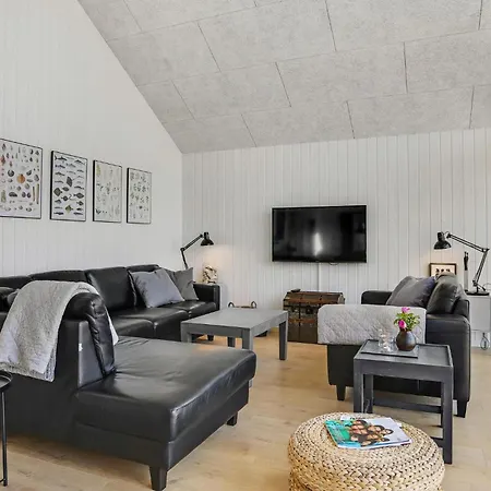 Lovely In With Sauna Ferienhaus *