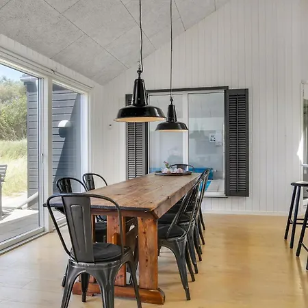 Lovely In With Sauna Feriehus *